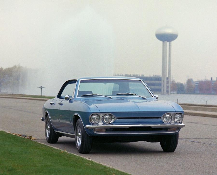  Chevrolet Electrovair II Concept 1966 года  (фото 1 из 5)